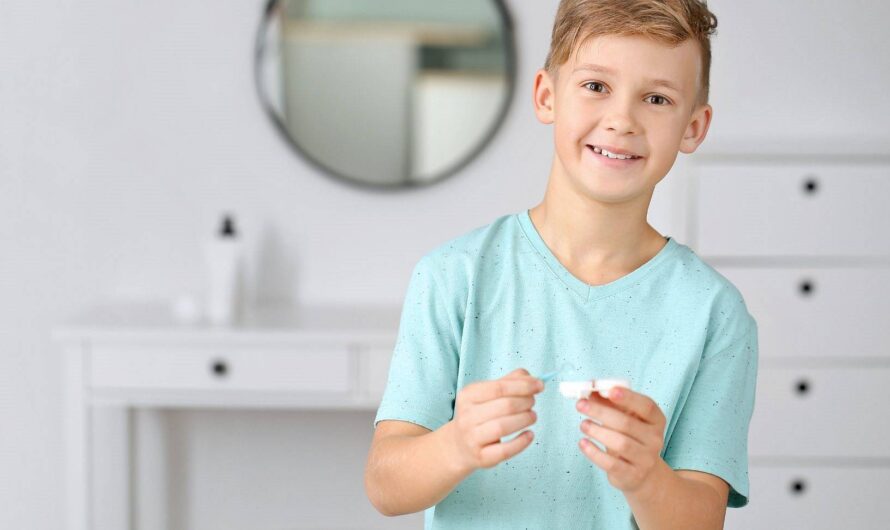 Szkła kontaktowe vs. soczewki – co powinieneś wiedzieć przed wyborem?