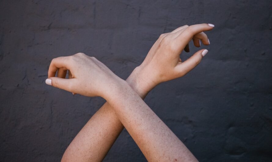 Jakie choroby mogą powodować przewlekły ból rąk i nóg?