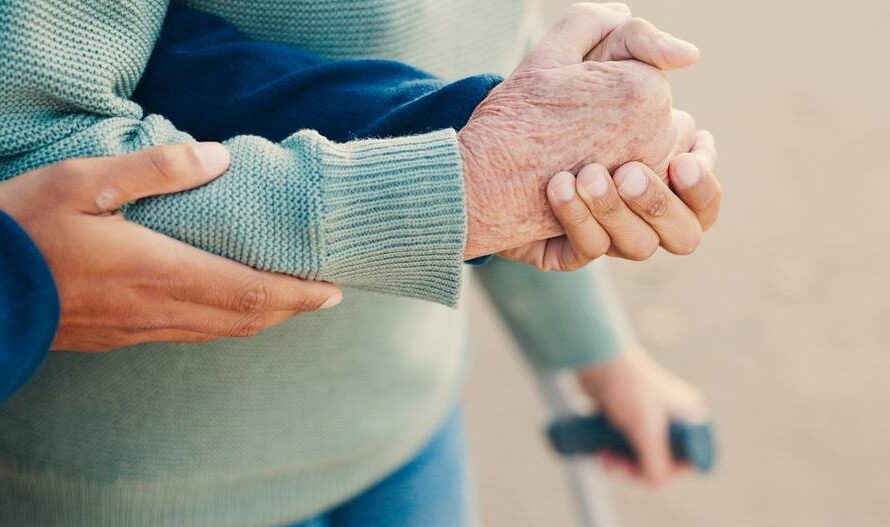 Kompleksowy przewodnik po opcjach opieki nad osobami starszymi w Warszawie