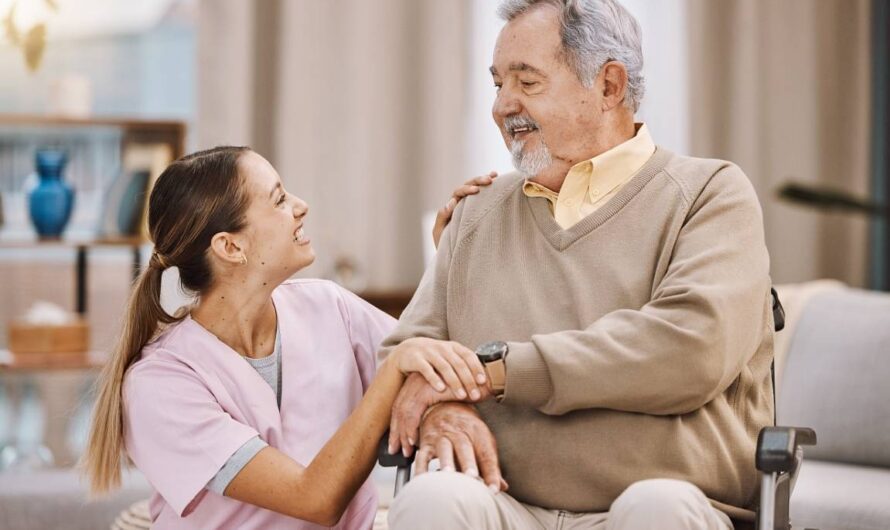 Opiekun medyczny: predyspozycje, kwalifikacje i możliwości rozwoju w stabilnej branży