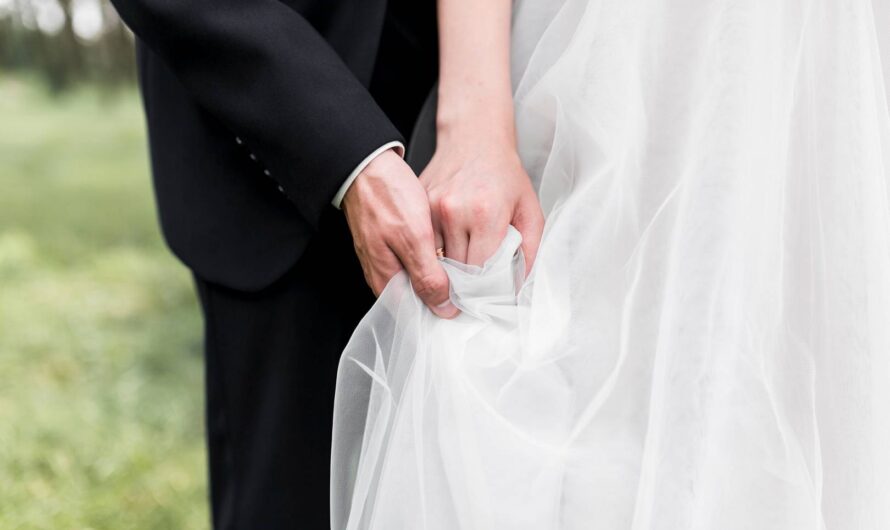 Jaką pamiątkę ślubną wręczyć młodej parze?