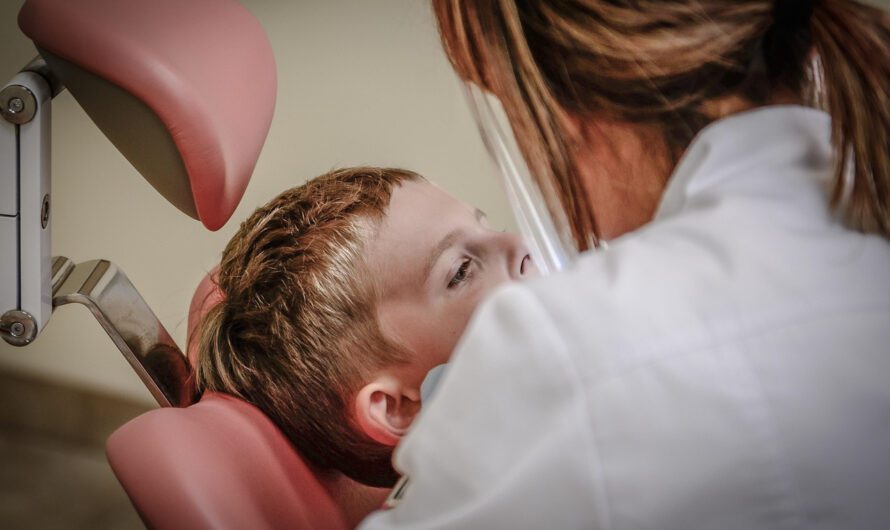 Jak leczenie kanałowe pod mikroskopem w Warszawie zapewnia skuteczność?